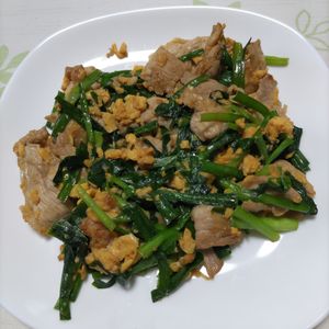 KUMIKOの作ってみた!投稿(ガッツリ食べたいご飯が進む味♡『豚ニラたま』)