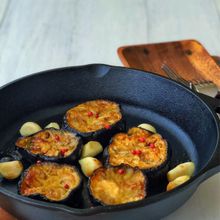 LODGEスキレットで！＊米なすとにんにくマリネステーキ＊