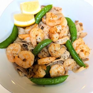 彩羅の作ってみた!投稿(生姜香る♪【豚肉と海老とスナップエンドウの中華風塩炒め】)
