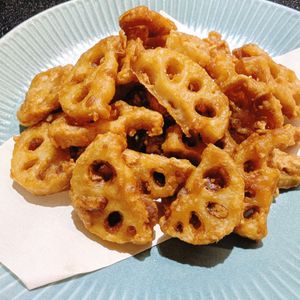 meguchiの作ってみた!投稿(【れんこん唐揚げ】無限に食べれる♡食材ひとつ副菜♬)