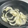 【春キャベツとさば缶のトマトソース煮】春のごちそう風の工程2