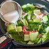 材料２つ•10分！《青梗菜とカニカマのあんかけ》の工程4