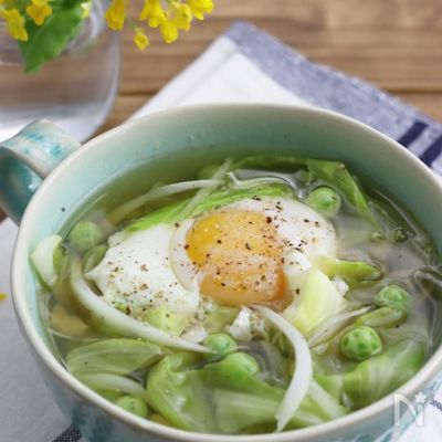 春野菜と半熟卵のスープ