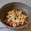 【チキンのココナッツカレー】本格スパイスカレーをワンパンでの工程1