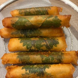 黒柴なこの作ってみた!投稿(とろけるチーズと大葉香る♡【ささみ春巻きオーロラソース添え】)
