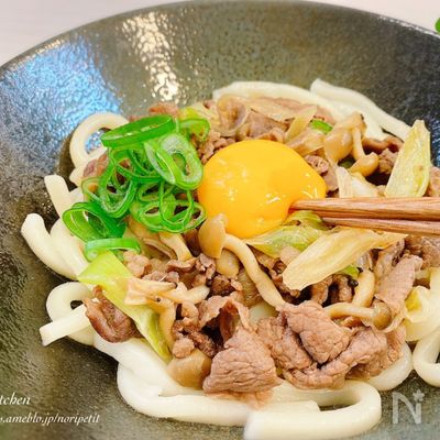 パパッと♪【らくウマ】やみつき♡牛すきうどん