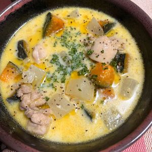 ゆっこの作ってみた!投稿(【12kgやせた管理栄養士考案】かぼちゃと鶏肉みそ豆乳スープ)