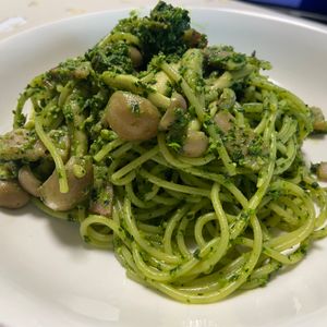 山子の作ってみた!投稿(ほうれん草のジェノベーゼ風パスタ)