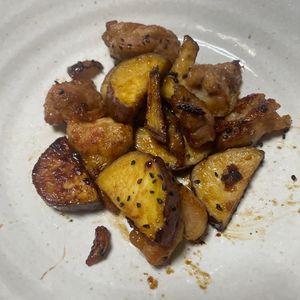 しょうこの作ってみた!投稿(【さつまいもと鶏肉の照りバター醤油】ほっくり秋おかず♪)