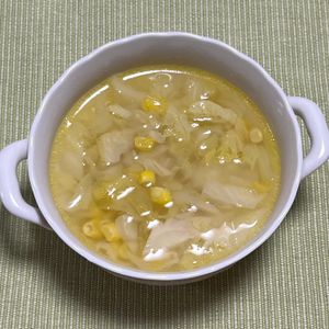 キャピタンの作ってみた!投稿(子どもが好きな味♪たっぷりキャベツとカニカマの中華風スープ)