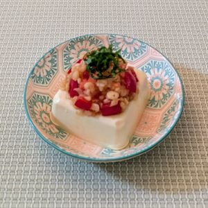 𝔂𝓾𝓶𝓲🍓の作ってみた!投稿(さっぱりだけどコクうま♩トマトのせやっこ)