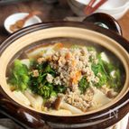 豆腐と菜の花の鶏そぼろ鍋