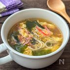 3分で作れる♪【卵とかにかまのわかめスープ】
