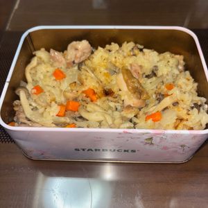 優夢🍓✨の作ってみた!投稿(【炊き込みチキンピラフ】炊飯器で簡単！鶏むね肉でコスパ抜群！)