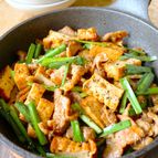 ワンパン10分！【豚こまと厚揚げのスタミナ炒め】ご飯進む♩