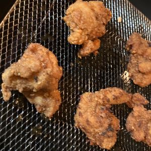 ここあの作ってみた!投稿(揚げたて最高！鶏もも肉の白だしカレー唐揚げ)