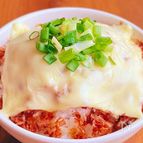 爆速で満たされる！おかかチー飯