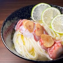 💫コンソメ仕立て 冷製タコレモンうどん