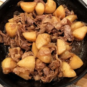 232088の作ってみた!投稿(とろとろ玉ねぎと甘旨～い牛しぐれ煮の🤭理想の肉じゃが😋)