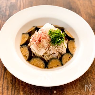豚バラ肉と揚げナスのおろし和風パスタ