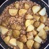 止まらない美味しさ！新じゃがと鶏ひき肉の濃厚味噌炒めの工程3