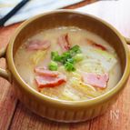 コク旨♡ベーコンと白菜のピリ辛ごま味噌豆乳スープ