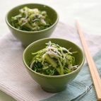 豆苗ときゅうりのごま油和え