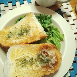M＊Pの作ってみた!投稿(チーズガーリックトースト)