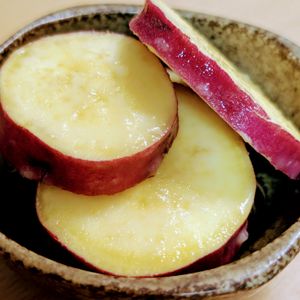 まゆのの作ってみた!投稿(ほっこり♡さつまいもの甘酒煮)