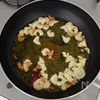 海老と生きくらげとズッキーニのオイル煮♩ ぷりぷり最強！簡単の工程2