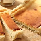 ルバーブとパルミジャーノ・レッジャーノのチーズケーキ