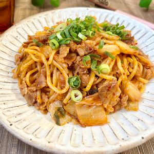 のりのり🐾🎀🤍の作ってみた!投稿(豚キムチ焼きそば)