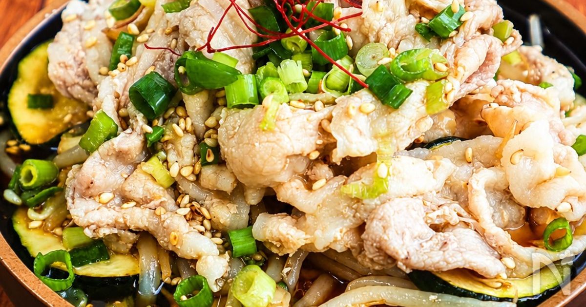 簡単さっぱり♪【豚しゃぶもやしズッキーニの香味だれ】