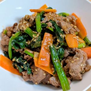 まゆのの作ってみた!投稿(【牛こまで簡単ビビンバ風炒め】パパっと激ウマ♪丼にしても◎)