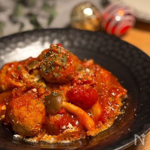 【ワンパンでお手軽!】トマトソースのミートボール