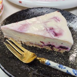 もんぶらん°・*:.。.☆の作ってみた!投稿(【さっぱり濃厚！絶品！レアチーズケーキ】これはおいしい♡)