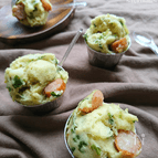 お弁当や朝食に〜豆苗のウインナーふんわり蒸しパン(HM )〜