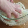 5分でやみつき！おつまみ大根ナムルの工程2