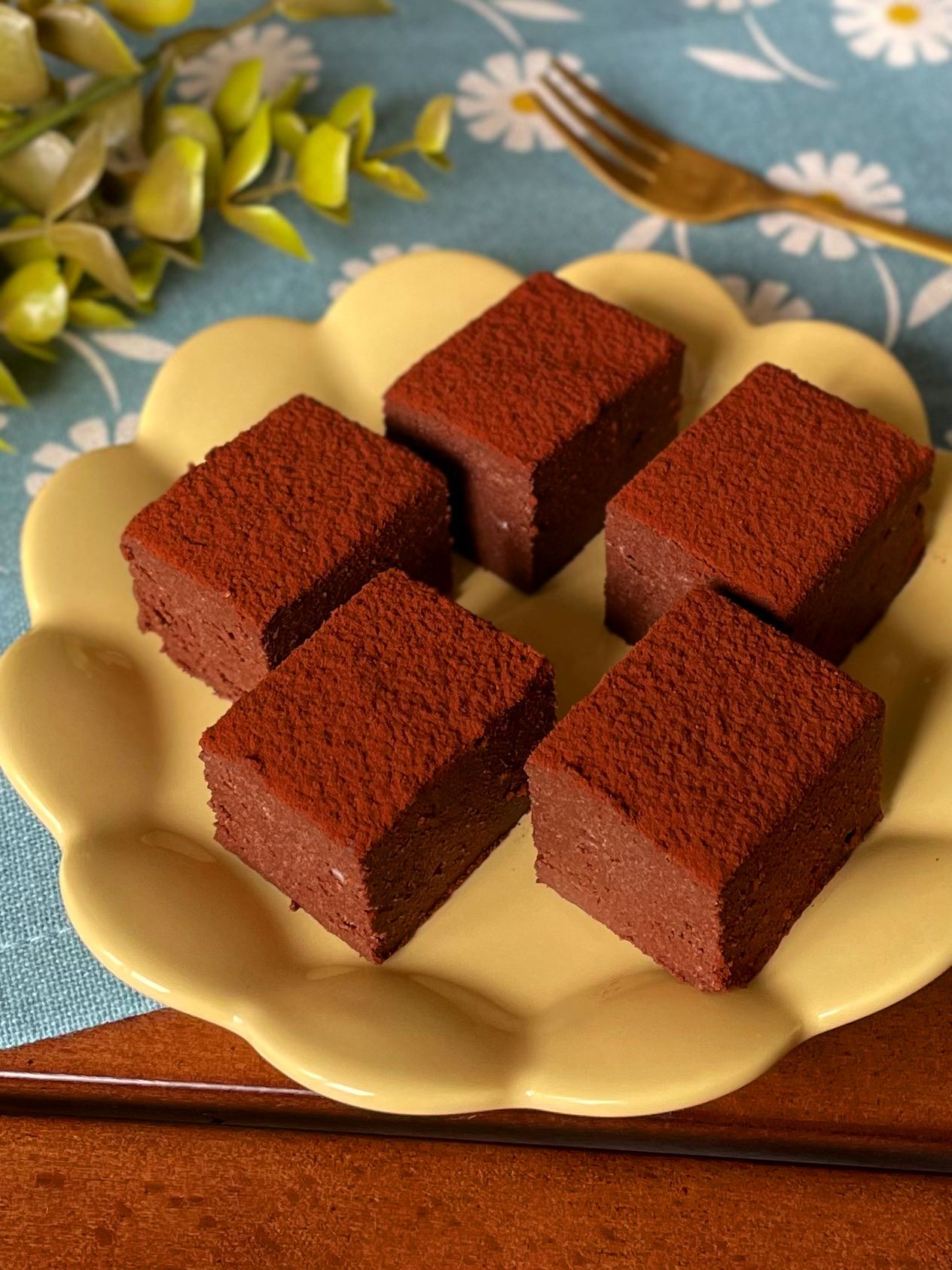 A WORLD OF CHOCOLATE _チョコレートレシピ集 A WORLD OF CHOCOLATE _チョコレートレシピ集 A WORLD OF CHOCOLATE _