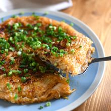 【おうち居酒屋】じゃがいもとしらすのキムチーズガレット
