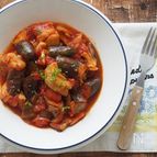 フライパンひとつで、作り置きにも。鶏肉となすのトマト煮　
