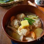 ふわふわ鶏団子入り味噌バターちゃんこ