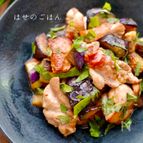 麺つゆで味付け簡単♪【なすと梅しそチキン】