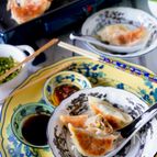【皮パリパリ】隠し味はオイスター！肉汁ジューシー餃子