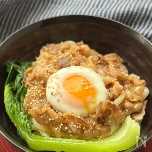 【冷凍うどんレシピ】ガッツリ甘辛肉うどん