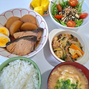 えびちゃんの作ってみた!投稿(下処理で美味しさ決まる！『我が家のぶり大根』)