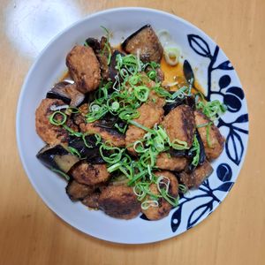 728185の作ってみた!投稿(ワンパン10分！【鶏むね肉となすの甘酢炒め】)