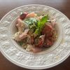 こむぎの作ってみた!投稿(トマトとモッツァレラのオーリオバジルのサラダパスタ)