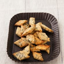 【コウケンテツ”適糖生活”レシピ】ごまとわかめのおつまみクッキー