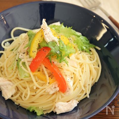 サラダチキンとパプリカのパスタ《鍋一つで出来る！ゆで論式》